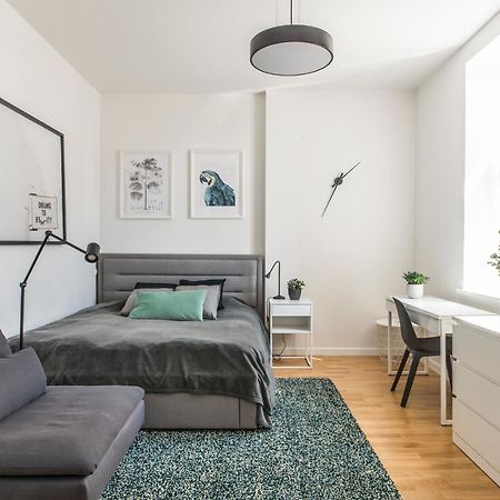 Cozy Modern Studio - Great For Short Trips Riga Luaran gambar