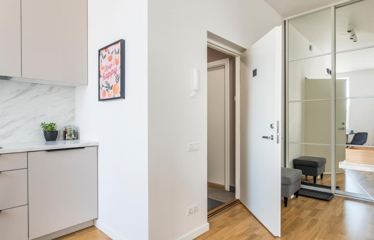 Cozy Modern Studio - Great For Short Trips Riga Luaran gambar