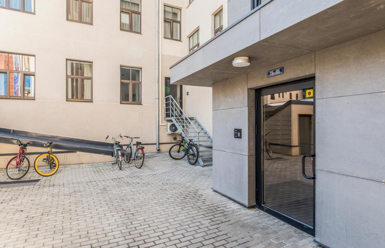 Cozy Modern Studio - Great For Short Trips Riga Luaran gambar