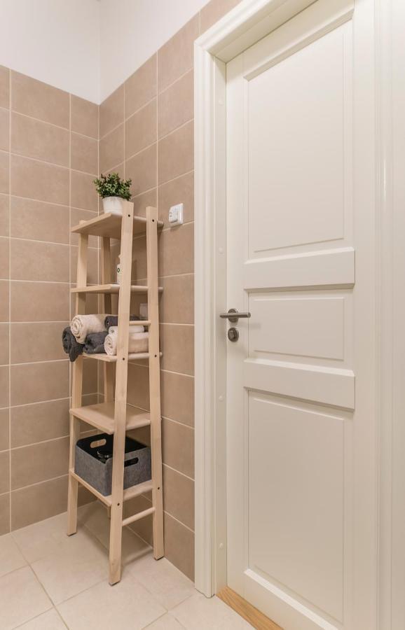 Cozy Modern Studio - Great For Short Trips Riga Luaran gambar